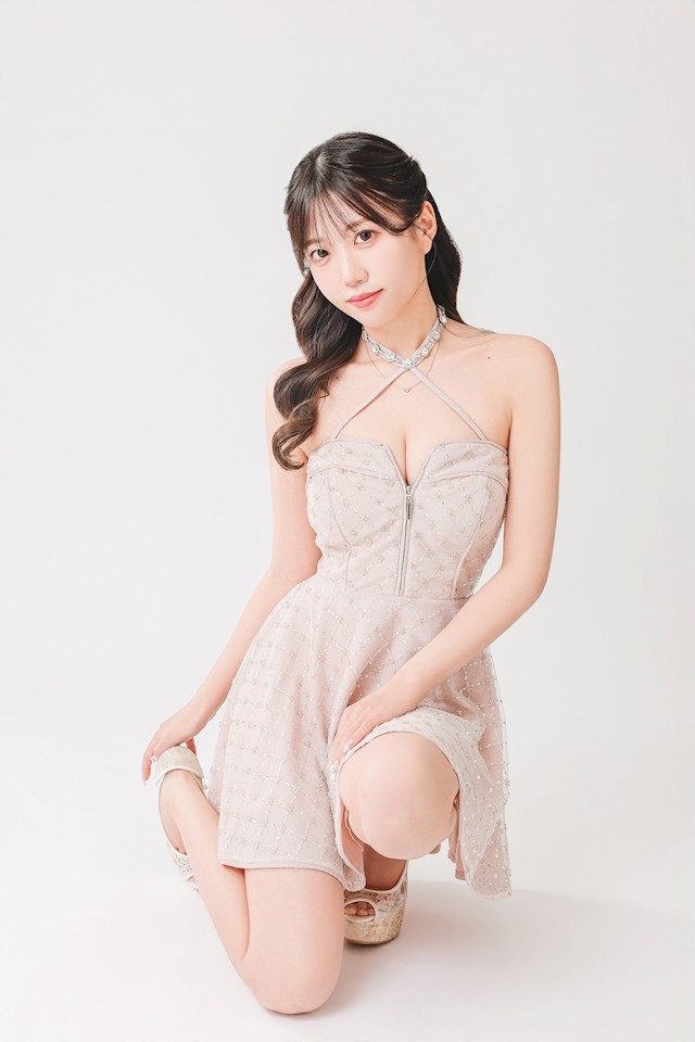 愛氷 さきプロフィール写真2